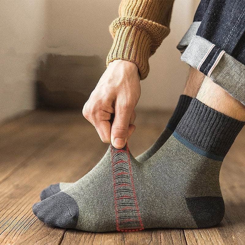 😍🧦【10 perechi 】Sosete calde de lana antibacteriene si deodorante de toamna si iarna