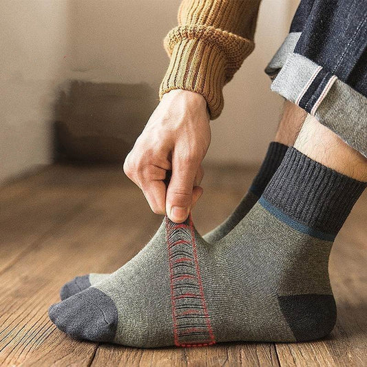 😍🧦【10 perechi 】Sosete calde de lana antibacteriene si deodorante de toamna si iarna